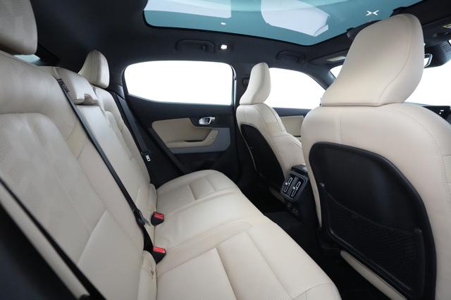 2022 Polestar 2 — photo 3 of 26