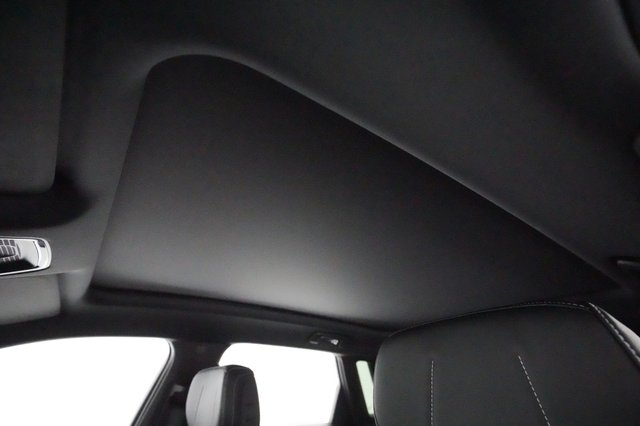 2024 Cadillac Lyriq — photo 18 of 22