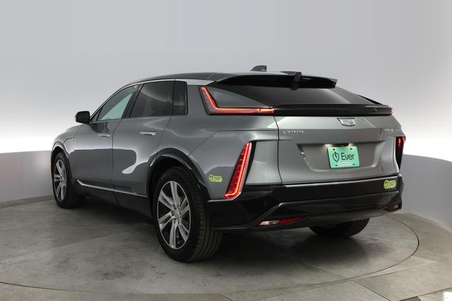 2024 Cadillac Lyriq — photo 9 of 22