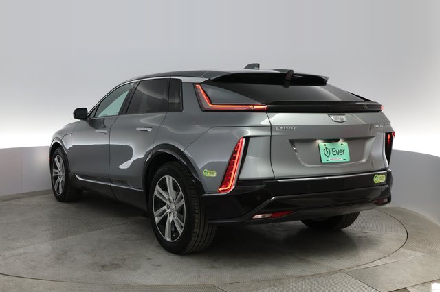 2024 Cadillac Lyriq — photo 9 of 22