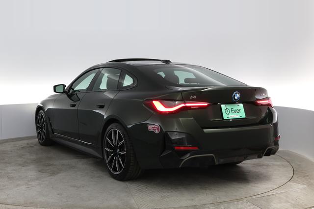 2023 BMW i4 — photo 9 of 26