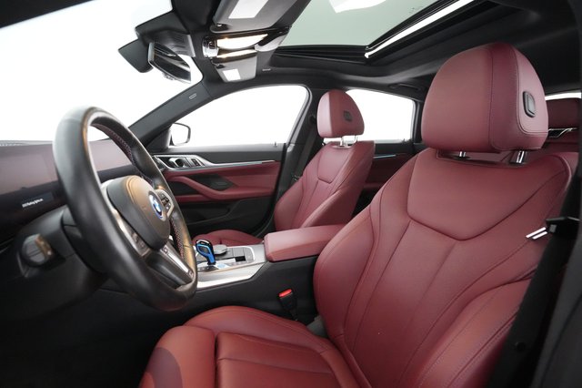 2023 BMW i4 — photo 15 of 26