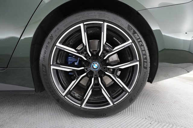 2023 BMW i4 — photo 12 of 26