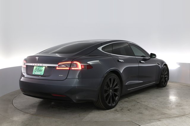 2018 Tesla Model S — photo 2 of 21