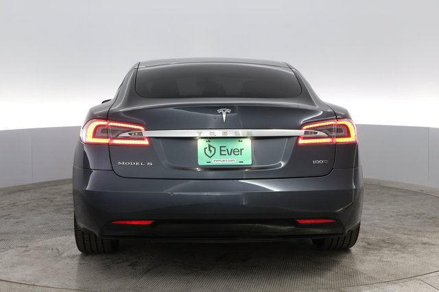 2018 Tesla Model S — photo 14 of 21