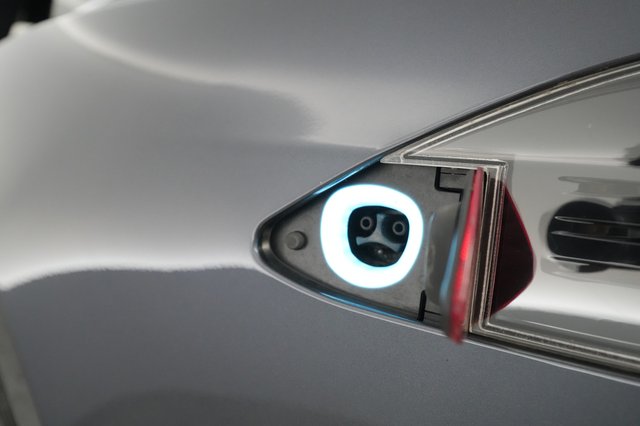 2018 Tesla Model S — photo 8 of 21