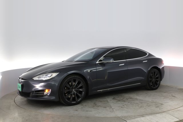 2018 Tesla Model S — photo 10 of 21
