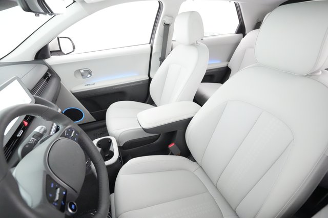 2024 Hyundai IONIQ 5 — photo 15 of 22