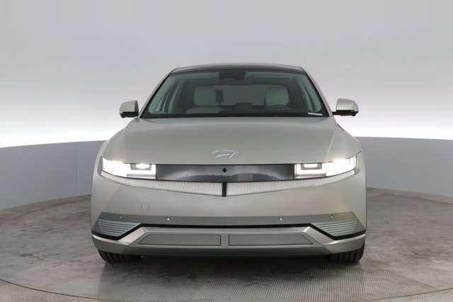 2024 Hyundai IONIQ 5 — photo 5 of 22