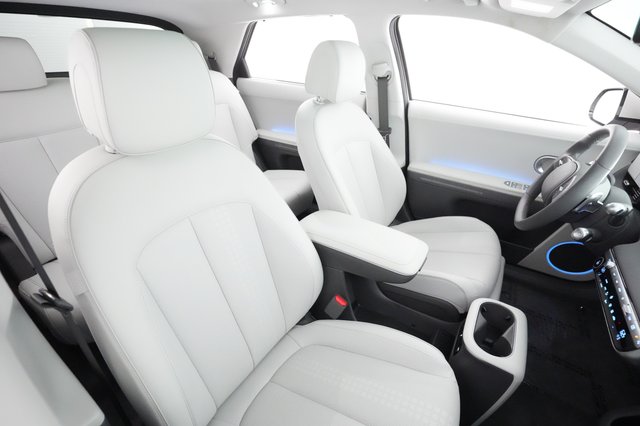 2024 Hyundai IONIQ 5 — photo 16 of 22