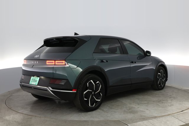 2024 Hyundai IONIQ 5 — photo 2 of 29