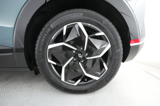 2024 Hyundai IONIQ 5 — photo 13 of 29