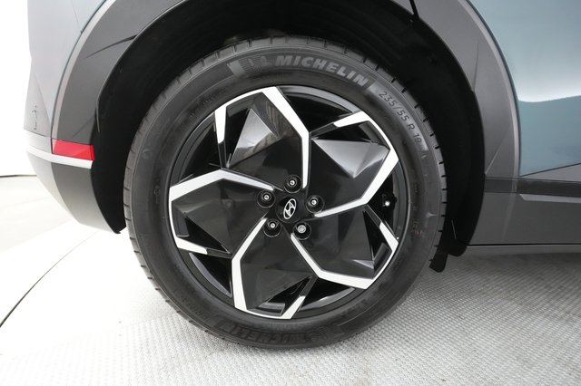 2024 Hyundai IONIQ 5 — photo 15 of 29