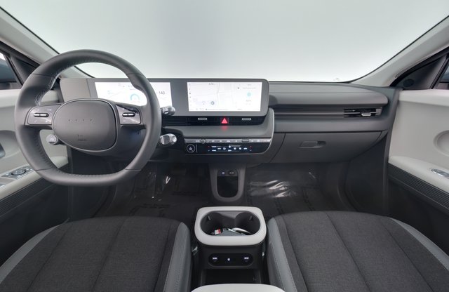 2024 Hyundai IONIQ 5 — photo 19 of 29
