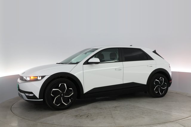 2024 Hyundai IONIQ 5 — photo 10 of 31