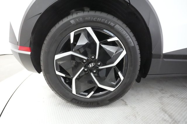 2024 Hyundai IONIQ 5 — photo 14 of 31