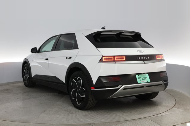 2024 Hyundai IONIQ 5 — photo 9 of 31