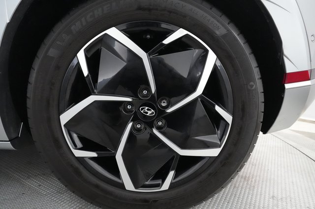 2023 Hyundai IONIQ 5 — photo 7 of 21