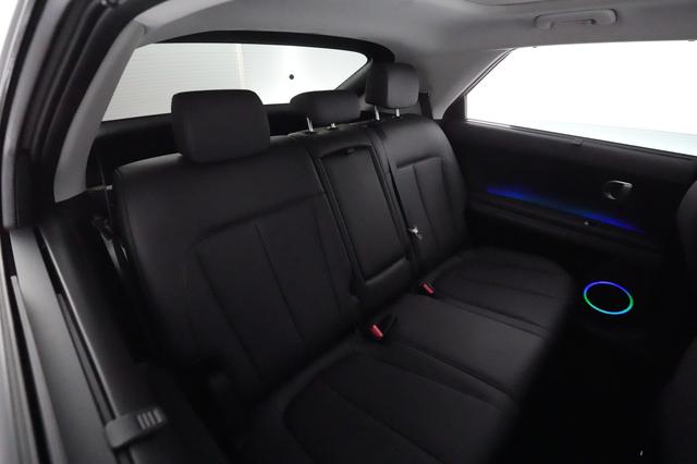 2023 Hyundai IONIQ 5 — photo 4 of 21