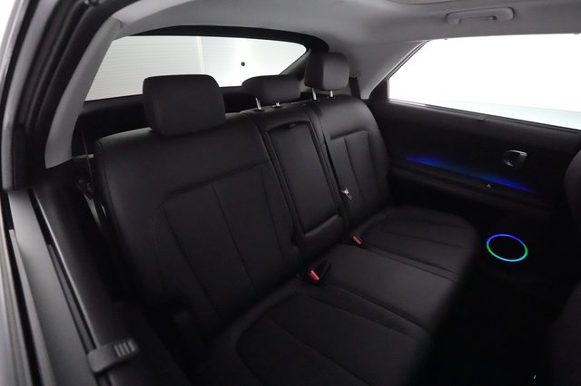 2023 Hyundai IONIQ 5 — photo 4 of 21