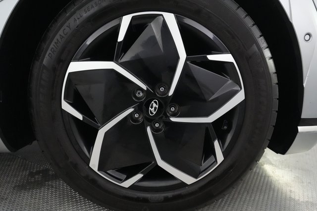 2023 Hyundai IONIQ 5 — photo 15 of 21