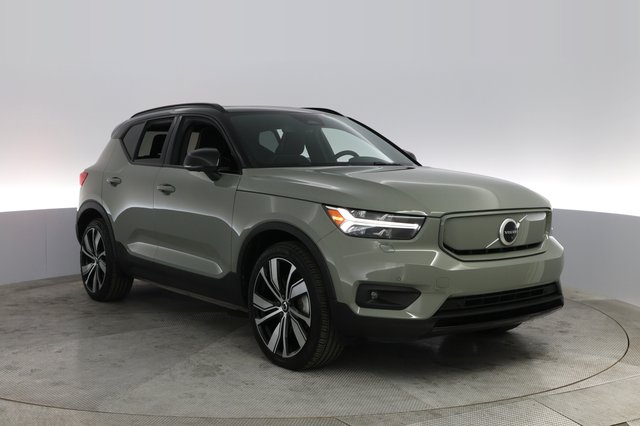 2021 Volvo XC40 Recharge — photo 6 of 21