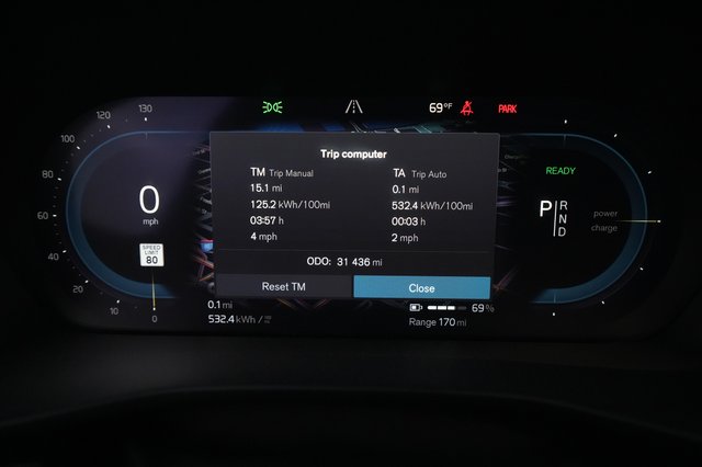 2021 Volvo XC40 Recharge — photo 4 of 21