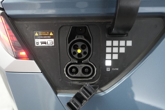 2023 Hyundai IONIQ 5 — photo 8 of 20