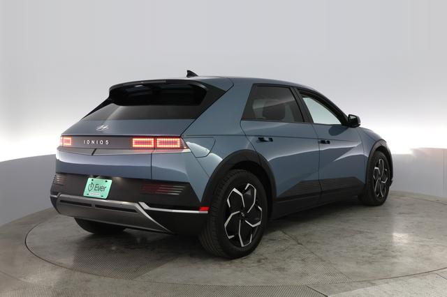 2023 Hyundai IONIQ 5 — photo 2 of 20