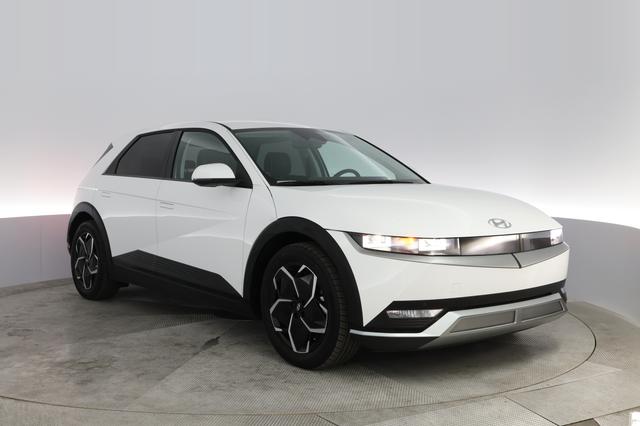 2023 Hyundai IONIQ 5 — photo 10 of 19