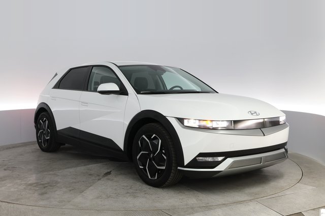 2023 Hyundai IONIQ 5 — photo 10 of 19