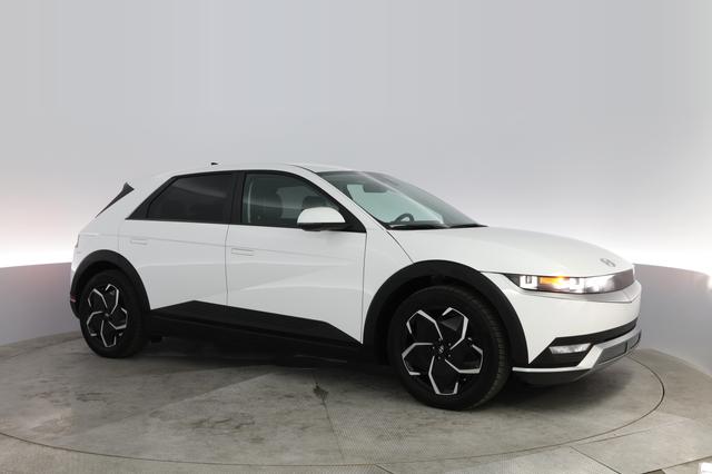 2023 Hyundai IONIQ 5 — photo 9 of 19
