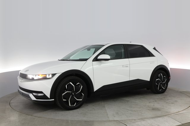 2023 Hyundai IONIQ 5 — photo 12 of 19