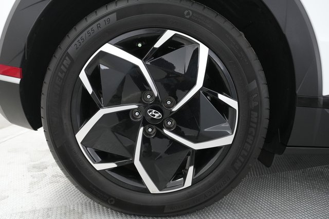 2023 Hyundai IONIQ 5 — photo 14 of 19