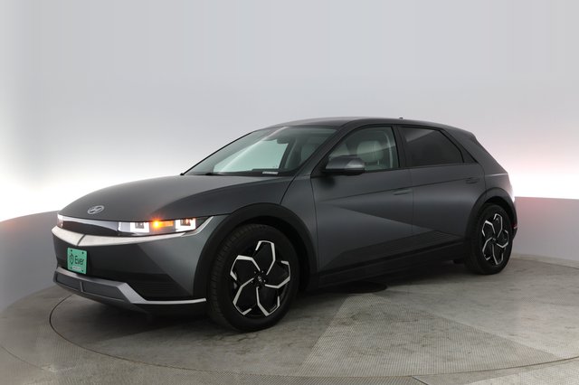 2022 Hyundai IONIQ 5 — VIN KM8KNDAFXNU057421