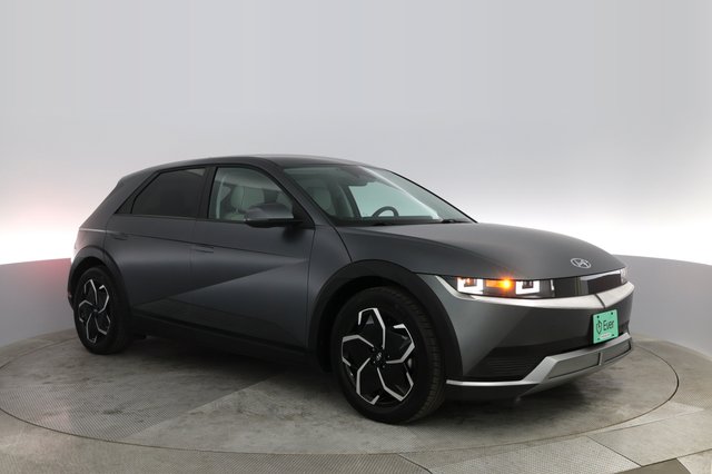 2022 Hyundai IONIQ 5 — photo 7 of 21
