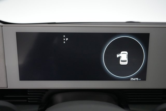 2022 Hyundai IONIQ 5 — photo 4 of 21