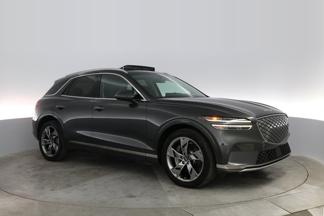 2023 Genesis Electrified GV70 — photo 10 of 22