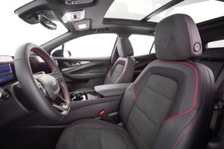 2024 Chevrolet Blazer EV — photo 3 of 21