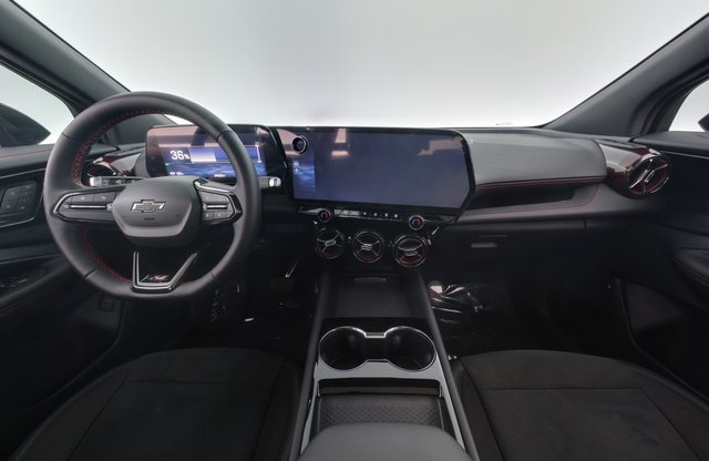 2024 Chevrolet Blazer EV — photo 19 of 21