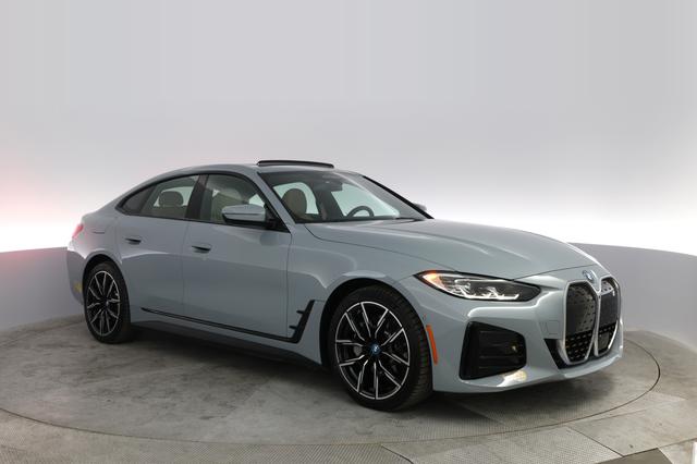 2022 BMW i4 — photo 7 of 38