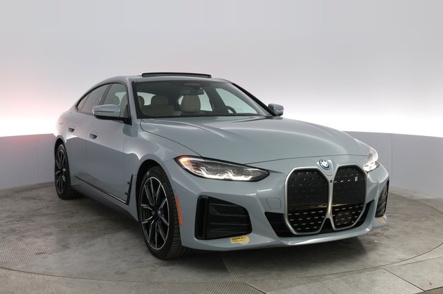 2022 BMW i4 — photo 6 of 38