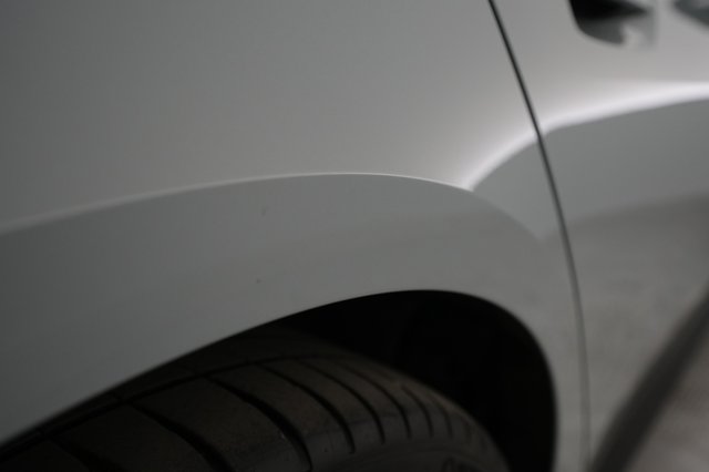 2022 BMW i4 — photo 29 of 38