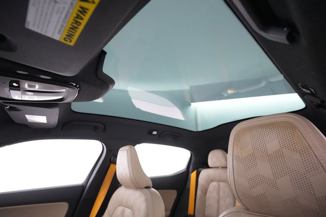 2022 Polestar 2 — photo 18 of 21