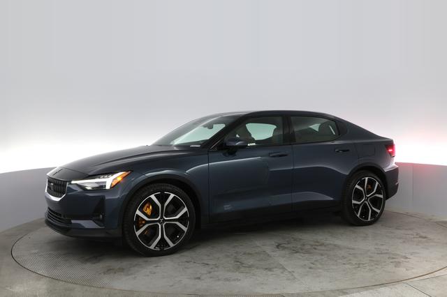 2022 Polestar 2 — photo 10 of 21