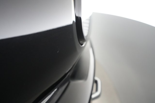 2022 Rivian R1S — photo 36 of 40