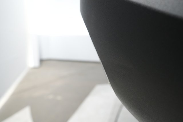 2022 Rivian R1S — photo 33 of 40