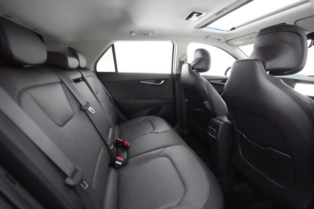2024 Kia Niro EV — photo 3 of 23
