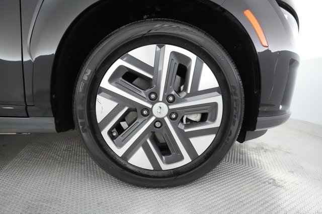 2023 Hyundai Kona — photo 13 of 27