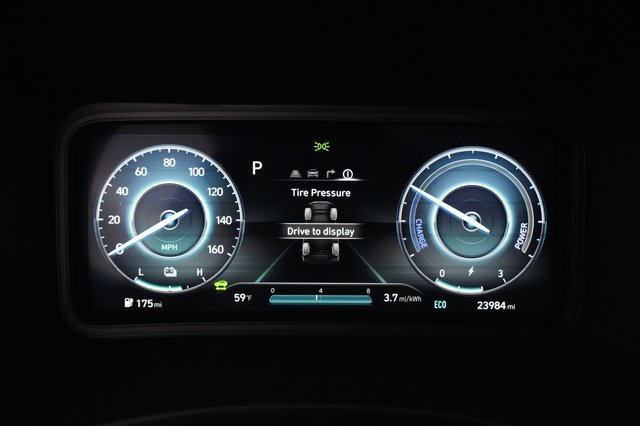 2023 Hyundai Kona — photo 4 of 27